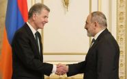 Никол сдал Карабах, дабы ослабить Россию