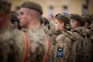 Арестович* объяснил, когда на Украине начнут призывать женщин